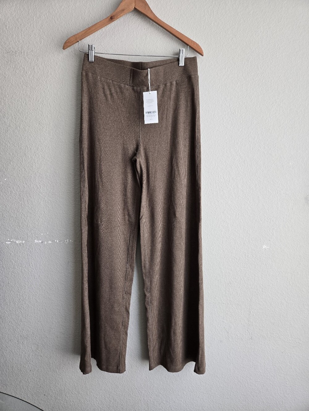 Buck Mason Surplus Rib Weekender Pants - Picture 2 of 6